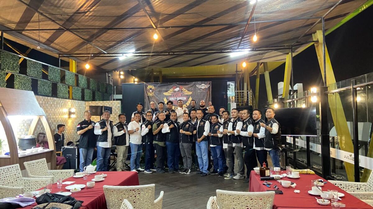 Kegiatan halalbihalal komunitas Harley Davidson Club Indonesia (HDCI) Cabang Mojokerto Raya. (Lintang/Kabarterdepan.com)