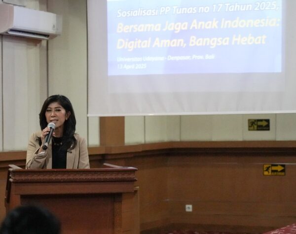 Menkomdigi Tegaskan PP Tunas Bimbing Anak Akses Medsos, Bukan Membatasi