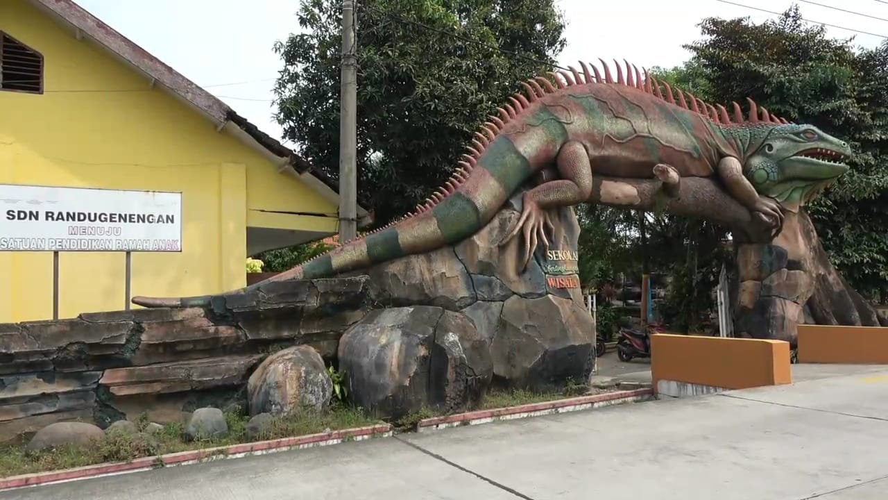 0FCA4C22 A9CA 42E8 A0FF F2E065D1BA9C