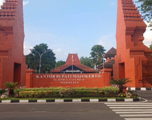 Pemkab Mojokerto Gelontorkan Rp400 Juta untuk Pembentukan Koperasi Merah Putih