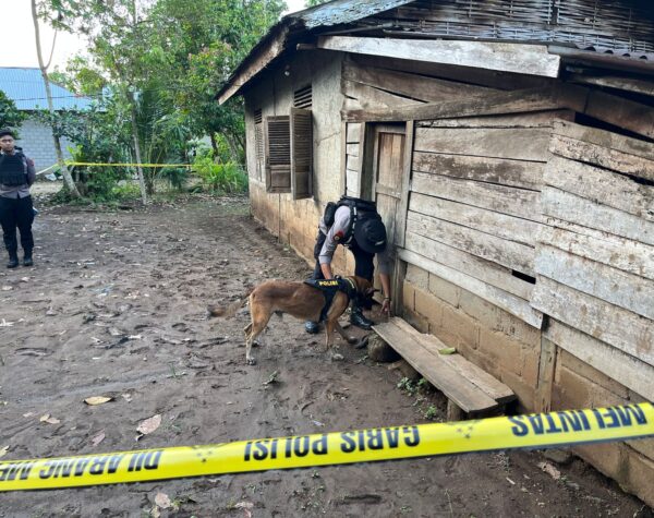Kapolres Dharmasraya Turun Langsung Pimpin Pencarian Ayah Tiri Pembunuh Anak