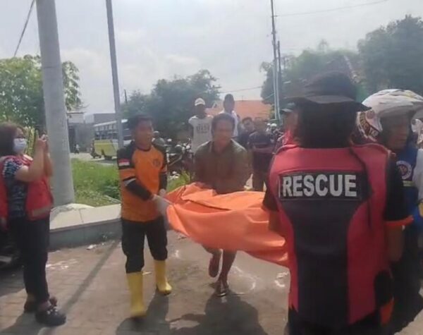 Kecelakaan Tunggal di Mojokerto, Anggota Satpol PP Tewas di Depan Pabrik