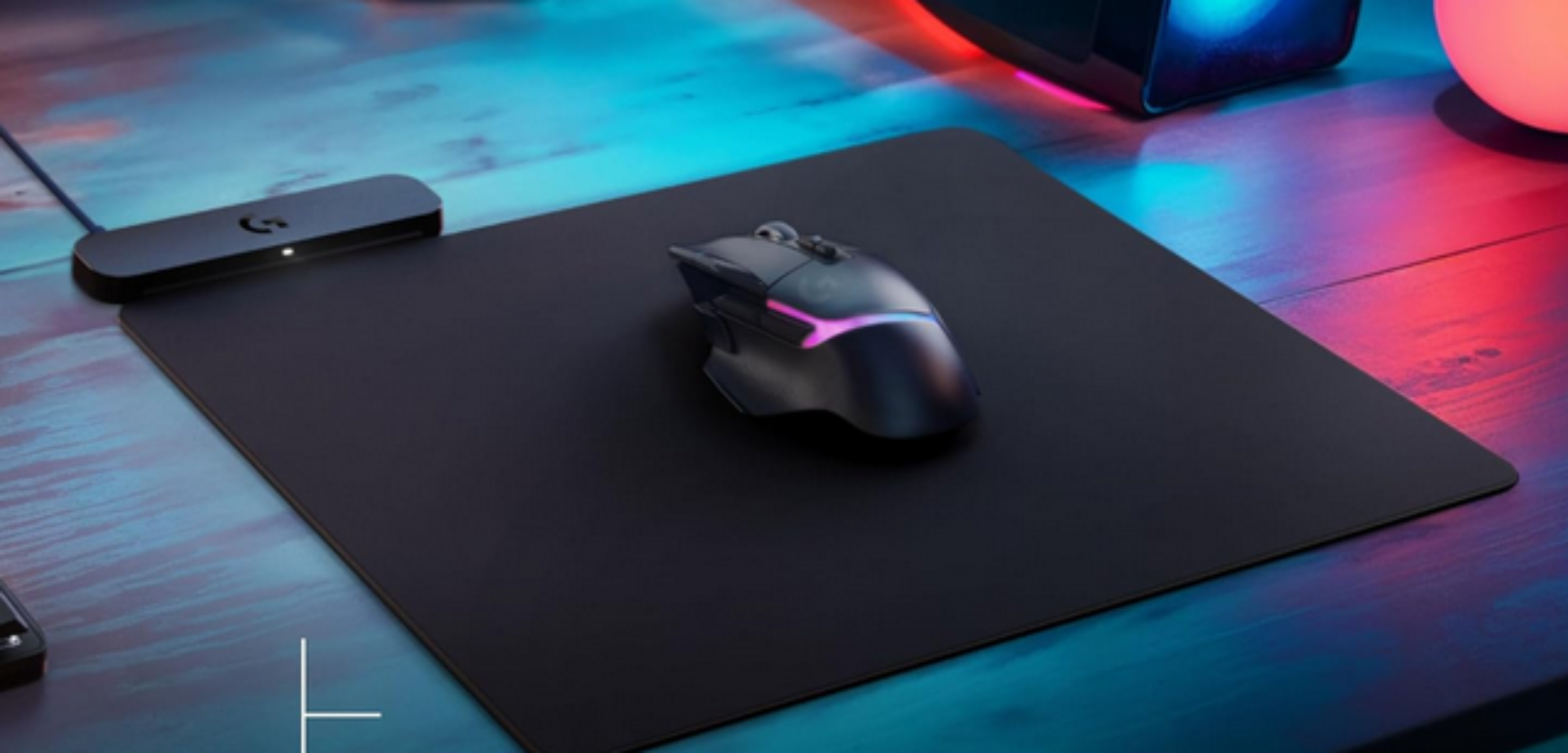 Logitech G POWERPLAY 2 wireless charging mouse pad 2