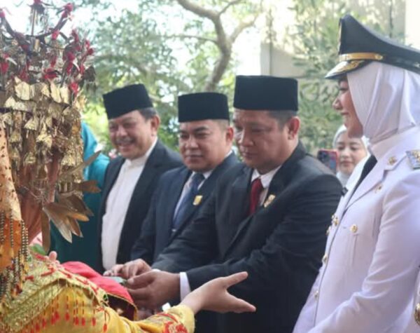 DPRD Kabupaten Dharmasraya Gelar Rapat Paripurna Dalam Rangka Serah Terima Jabatan Bupati Dharmasraya