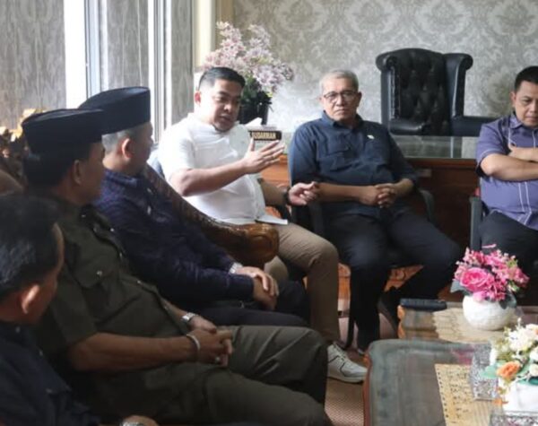 DPRD Kabupaten Dharmasraya Sambut Baik Kunjungan Kerja DPRD Kabupaten Tanah Datar