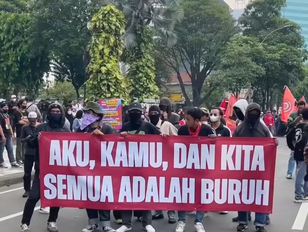 SmartSelect 20250501 161114 TikTok