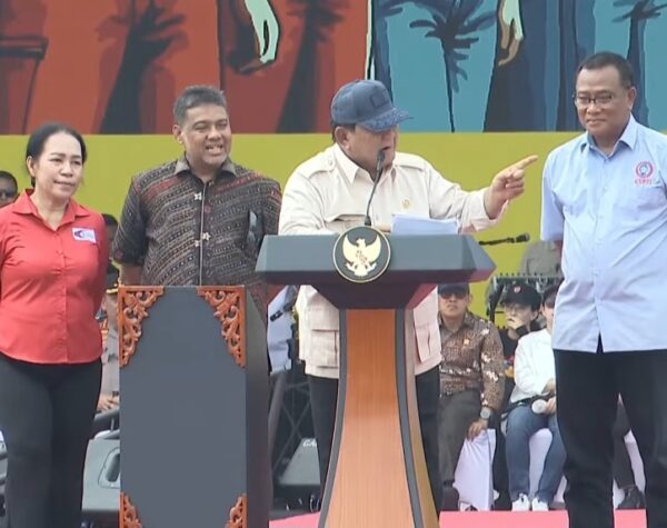 Prabowo Sindir Koruptor di Hadapan Buruh: “Saya Ikhlas Mati, Hentikan Korupsimu!”