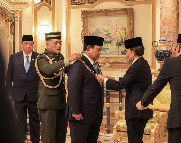 Presiden Prabowo Terima Tanda Kehormatan Tertinggi dari Sultan Brunei, Apa Itu Darjah Kerabat Laila Utama?