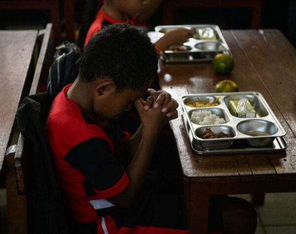 Program MBG dan Literasi di Papua, Pemerintah Cetak Generasi Digital dari Timur