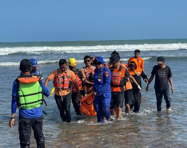 Pelajar Asal Semarang yang Terseret Ombak di Pantai Watu Kodok Gunungkidul Ditemukan Meninggal Dunia