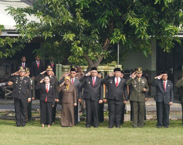 Wakil Bupati Mojokerto Ikuti Upacara Peringatan Hari Lahir Pancasila 2025