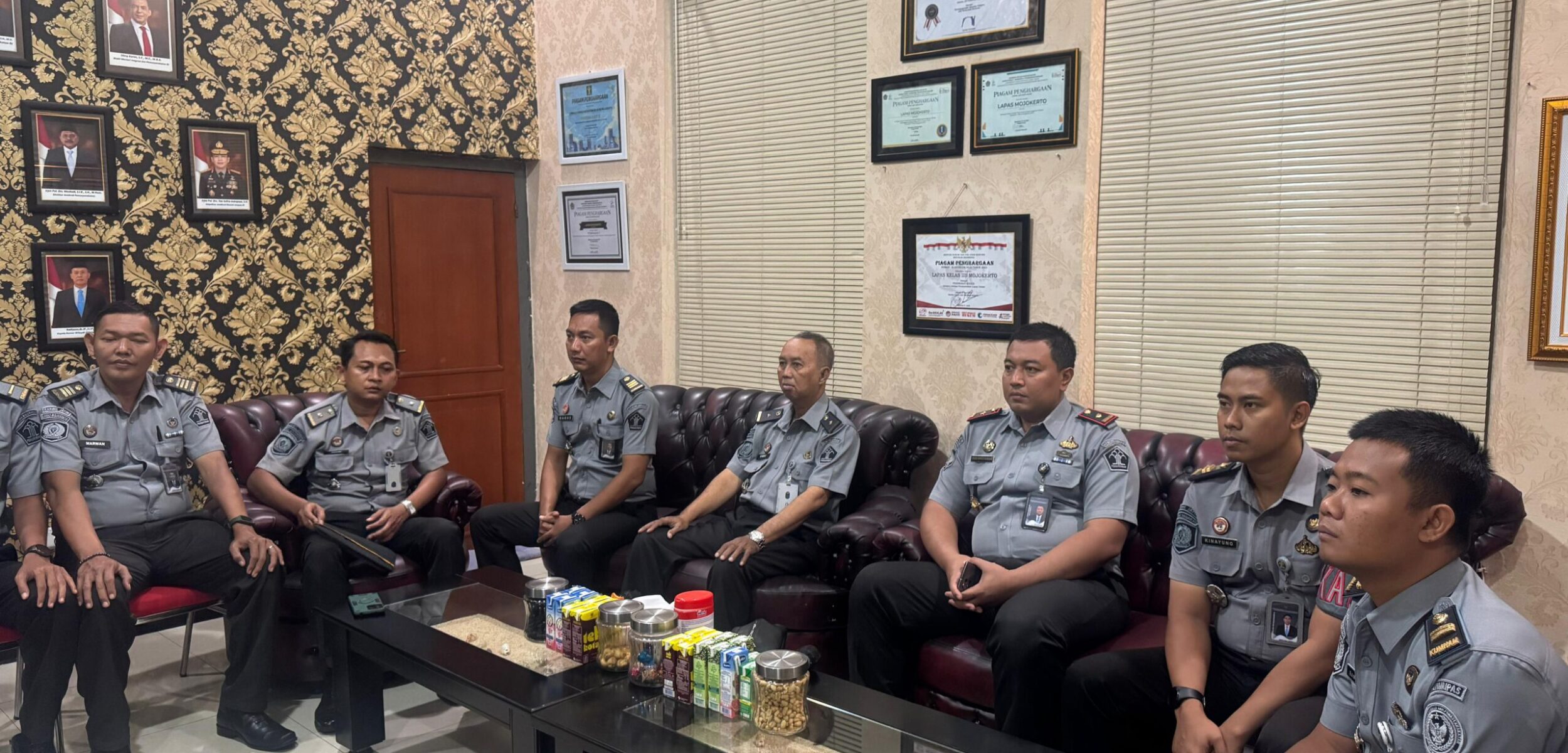 Fokus Tingkatkan Efektivitas Kinerja, Kalapas Mojokerto Ikuti Rapat Anev Bersama Dirjen Pemasyarakatan