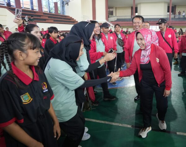 Berangkatkan 697 Kontingen Porprov Jatim IX, Ini Pesan Wali Kota Mojokerto