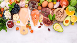 Harga Bahan Pangan di Mojokerto per 2 Maret 2026: Pisang Naik, Daging Ayam Turun