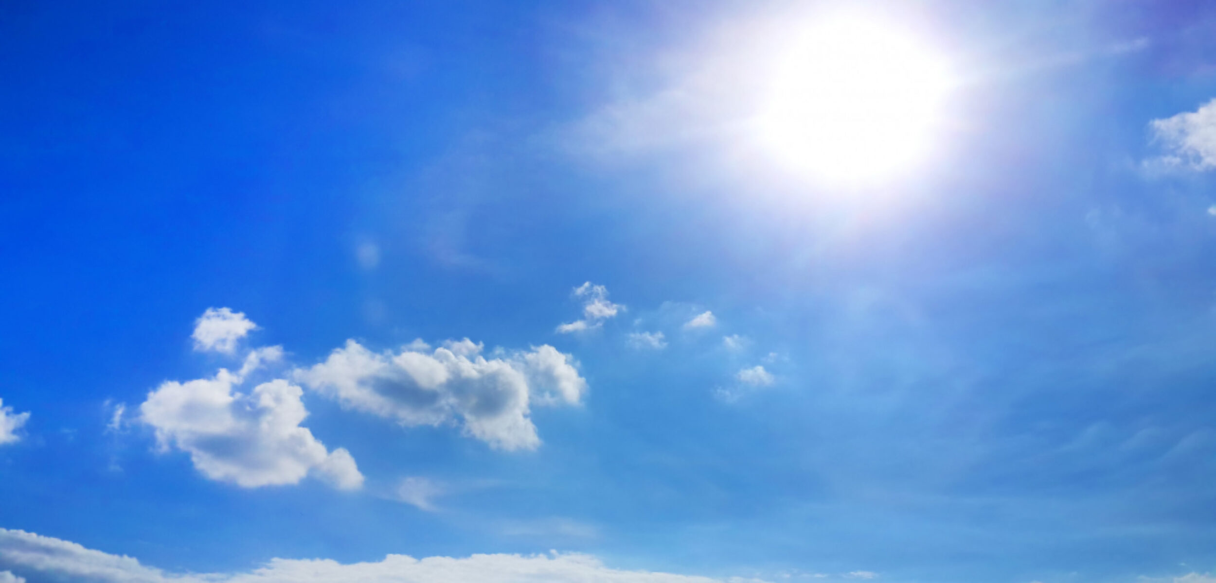 Ilustrasi cuaca cerah. (Freepik)