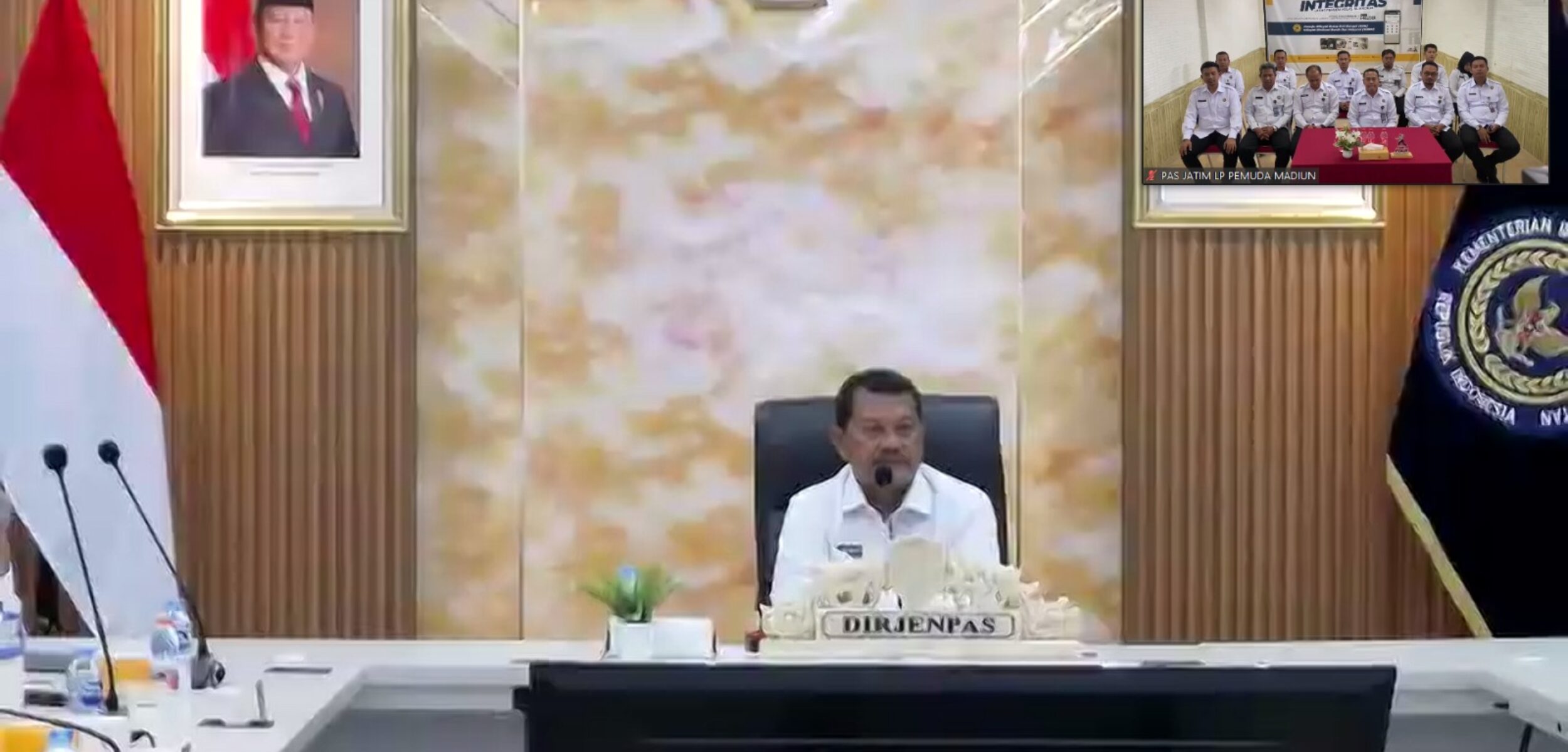 CE4DE781 E047 4F04 8727 1B94105FBC8C