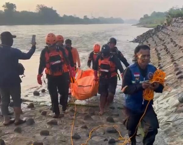 Jasad Pemuda Sidoarjo Ditemukan di DAM Keling, Pencarian di Sungai Brantas Berakhir