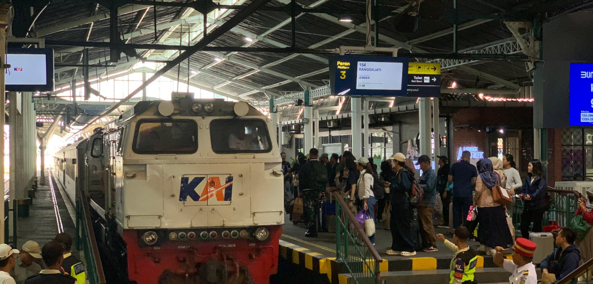 Dua Penumpang Kereta Api Terluka Pelemparan Kaca, Daop 6 Yogyakarta Minta Pelaku Diproses Hukum 