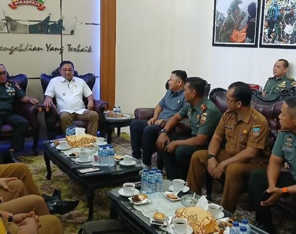 Ketua DPRD Dharmasraya Dukung TMMD ke-125: Sinergi TNI dan Pemda Percepat Pembangunan Desa