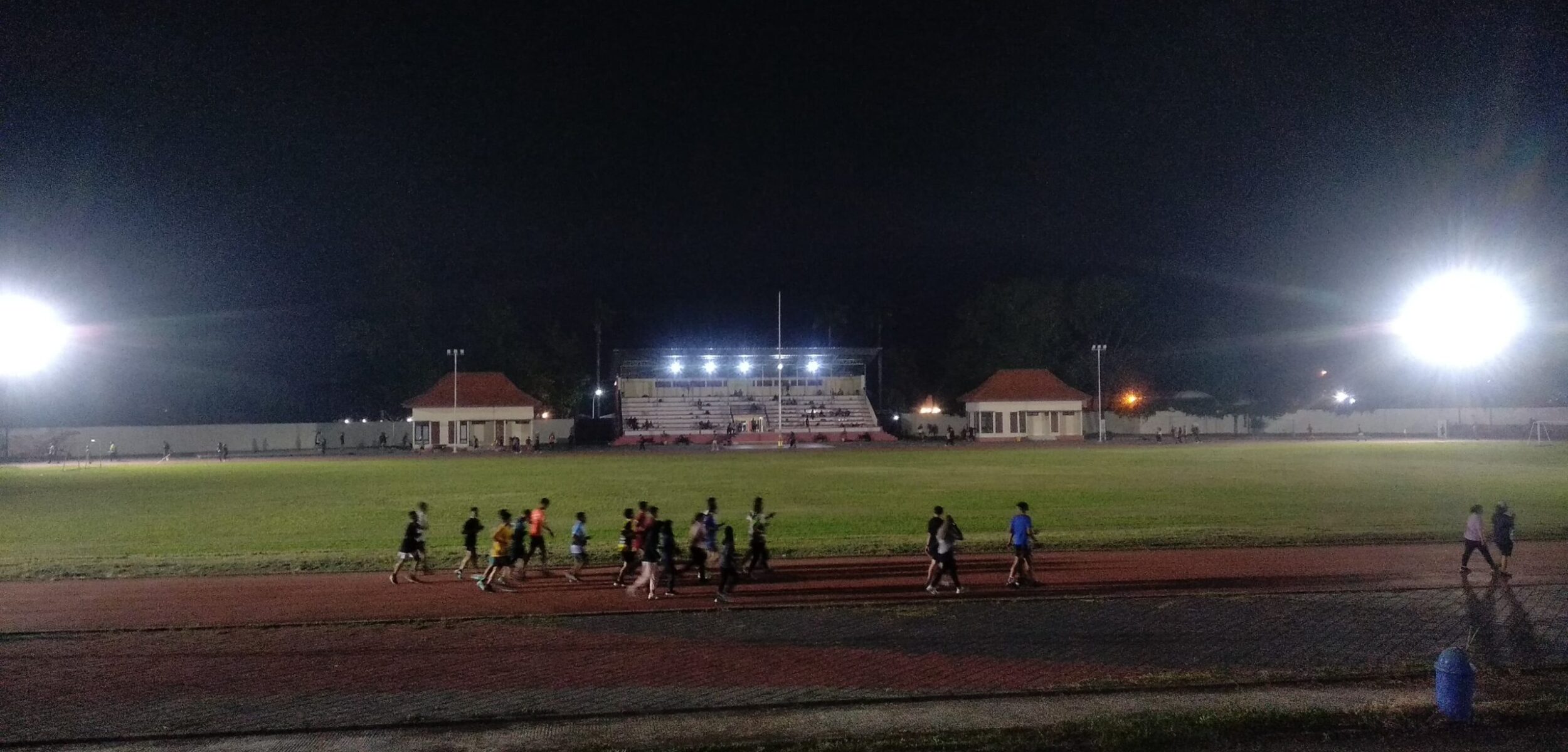 Menikmati Olahraga di Gelora A Yani Kota Mojokerto: Sehat, Seru, dan Ramah Keluarga