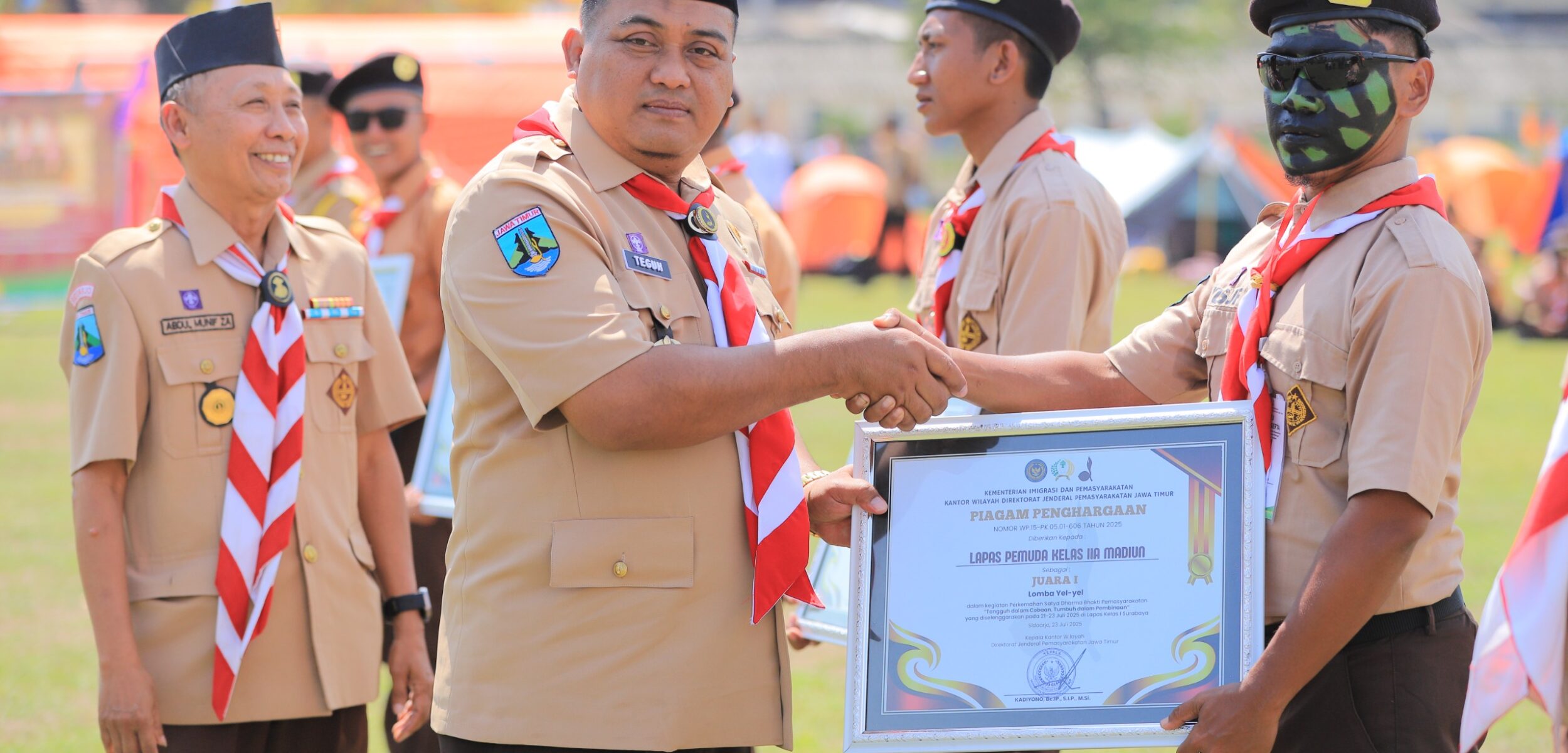 Lapas Pemuda Kelas IIA Madiun berhasil meraih Juara I Lomba Yel-Yel se-Unit Pelaksana Teknis (UPT) Pemasyarakatan Jawa Timur. (Humas Lapas Pemuda Madiun)