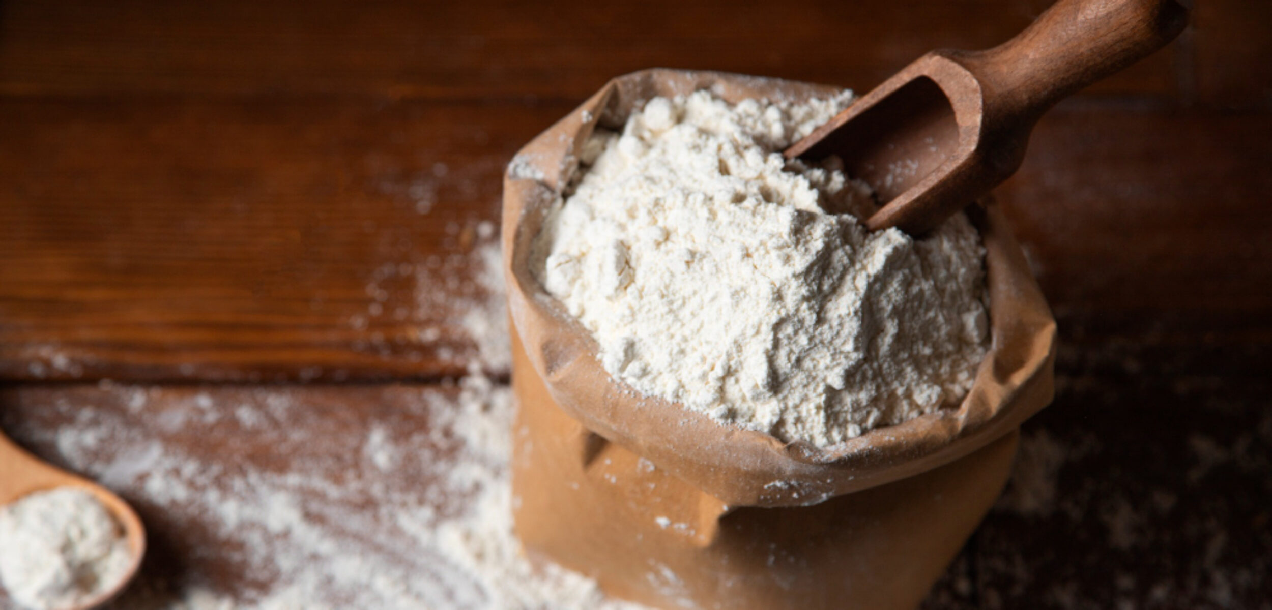 Ilustrasi bahan pokok atau komoditas tepung terigu. (Freepik)