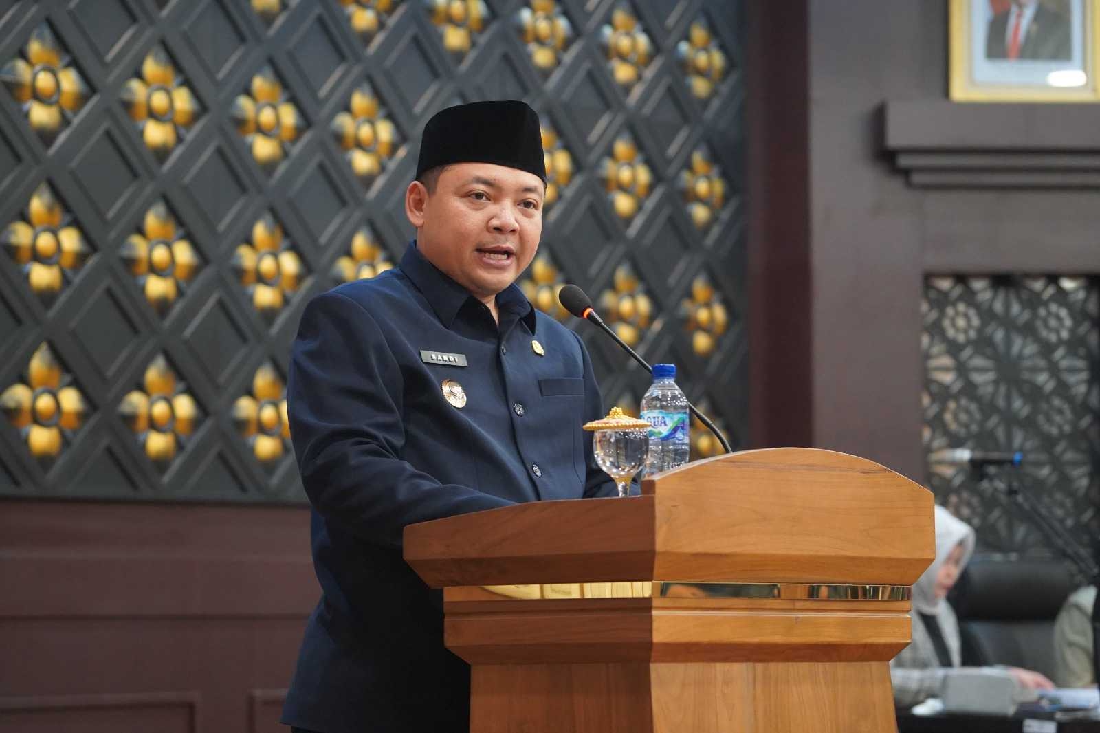 Wakil Wali Kota Mojokerto Rachman Sidharta Arisandi saat menyampaikan jawaban atas pandangan umum fraksi-fraksi DPRD.