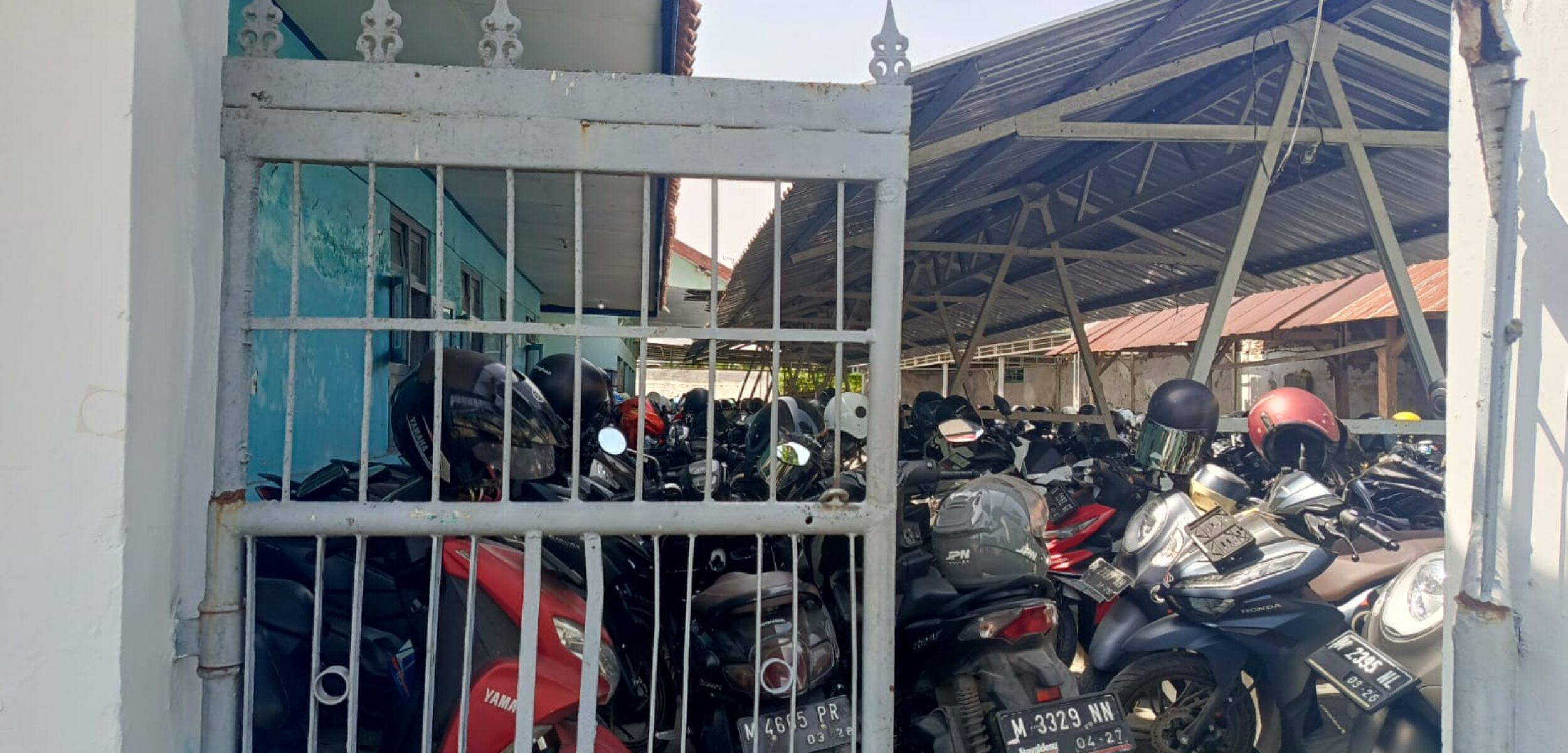 Mayoritas Siswa SMAN 1 Sampang Bawa Motor ke Sekolah, Pihak Sekolah Preventif Tingkatkan Keselamatan Berkendara
