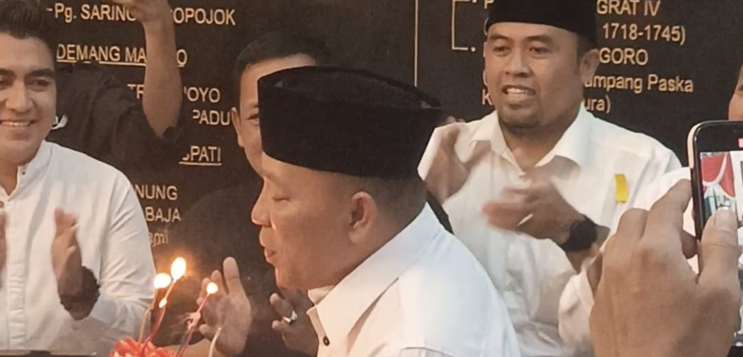 Forkopimda dan Tokoh Sampang Rayakan Ulang Tahun Bupati Slamet Junaedi Usai Renungan Suci