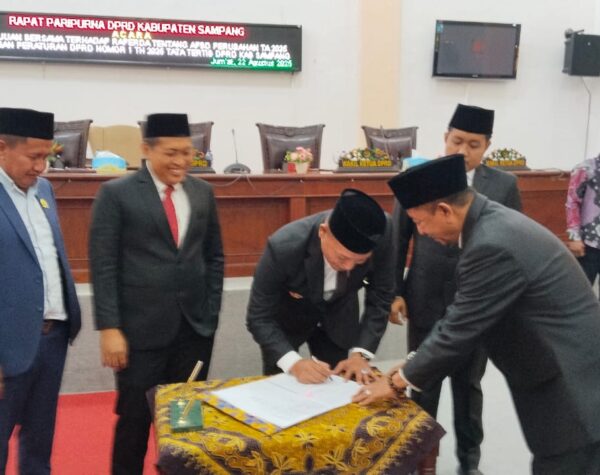 DPRD dan Bupati Sampang Sepakat, APBD Perubahan 2025 Resmi Disahkan
