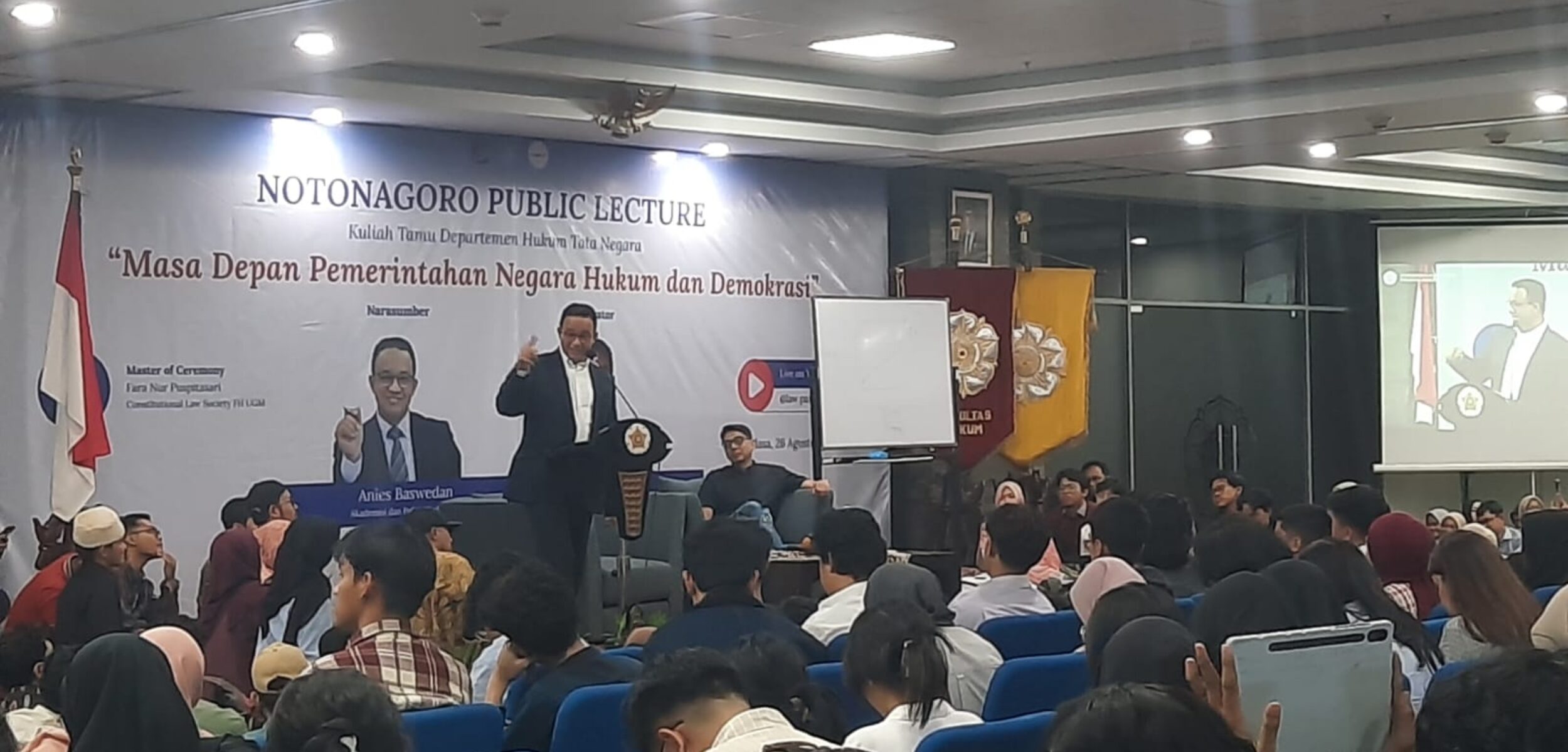 Tanggapi Demo Kenaikan Tunjangan dan Isu Pembubaran DPR, Anies Baswedan Sebut Perlu Reformasi