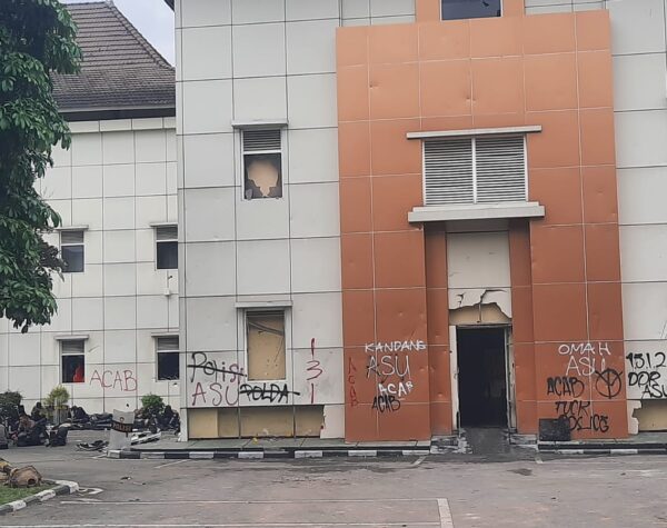 Pasca Demo Ricuh, Layanan Mapolda DIY Dipindahkan ke Polres Setempat Imbas Gedung Rusak