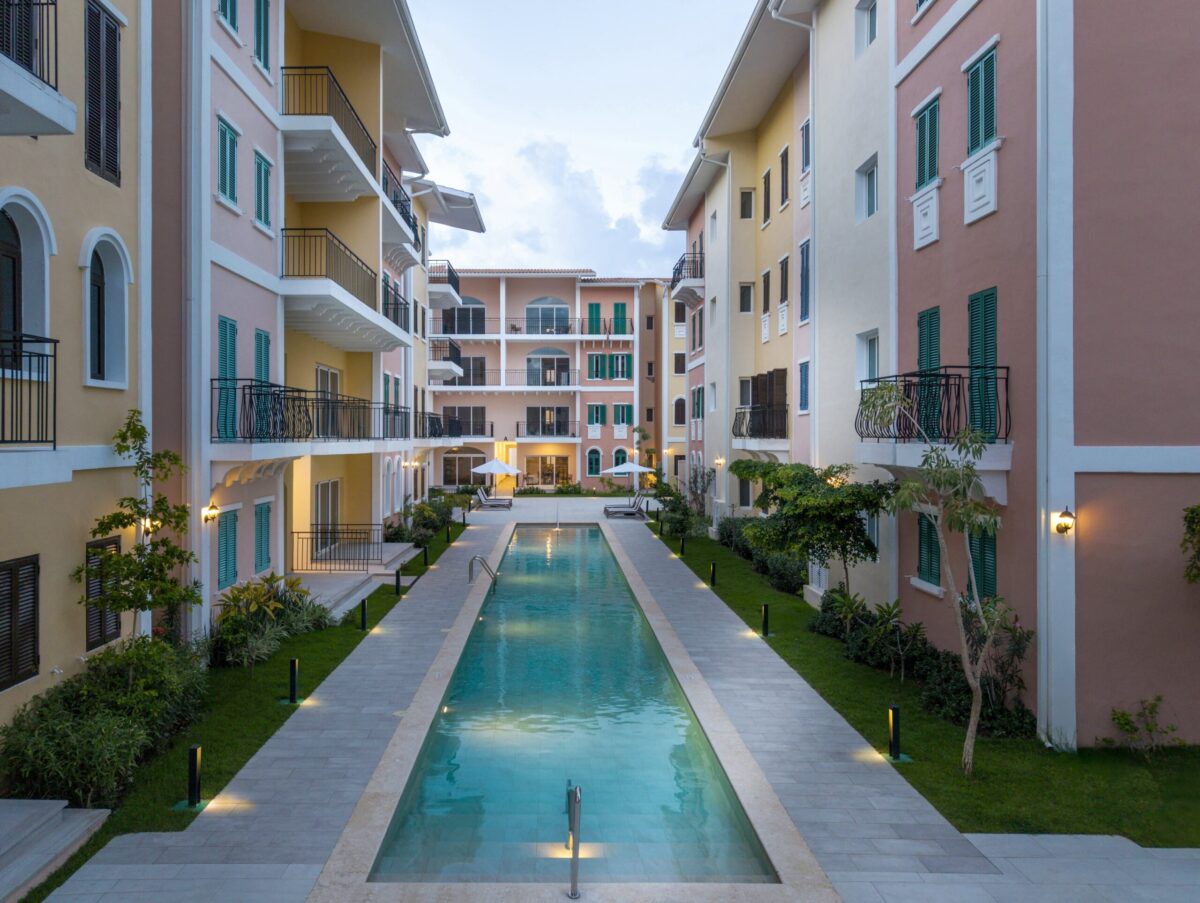 Kolam Renang di Reserva Real by Harper. (Archipelago International for Kabar Terdepan)