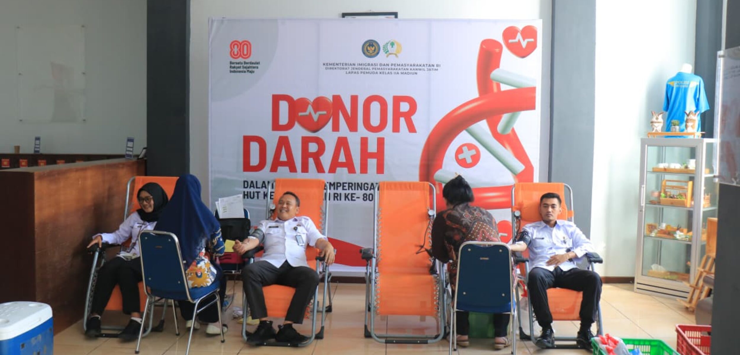 Rayakan Kemerdekaan, Lapas Pemuda Madiun Tebar Kepedulian Lewat Donor Darah