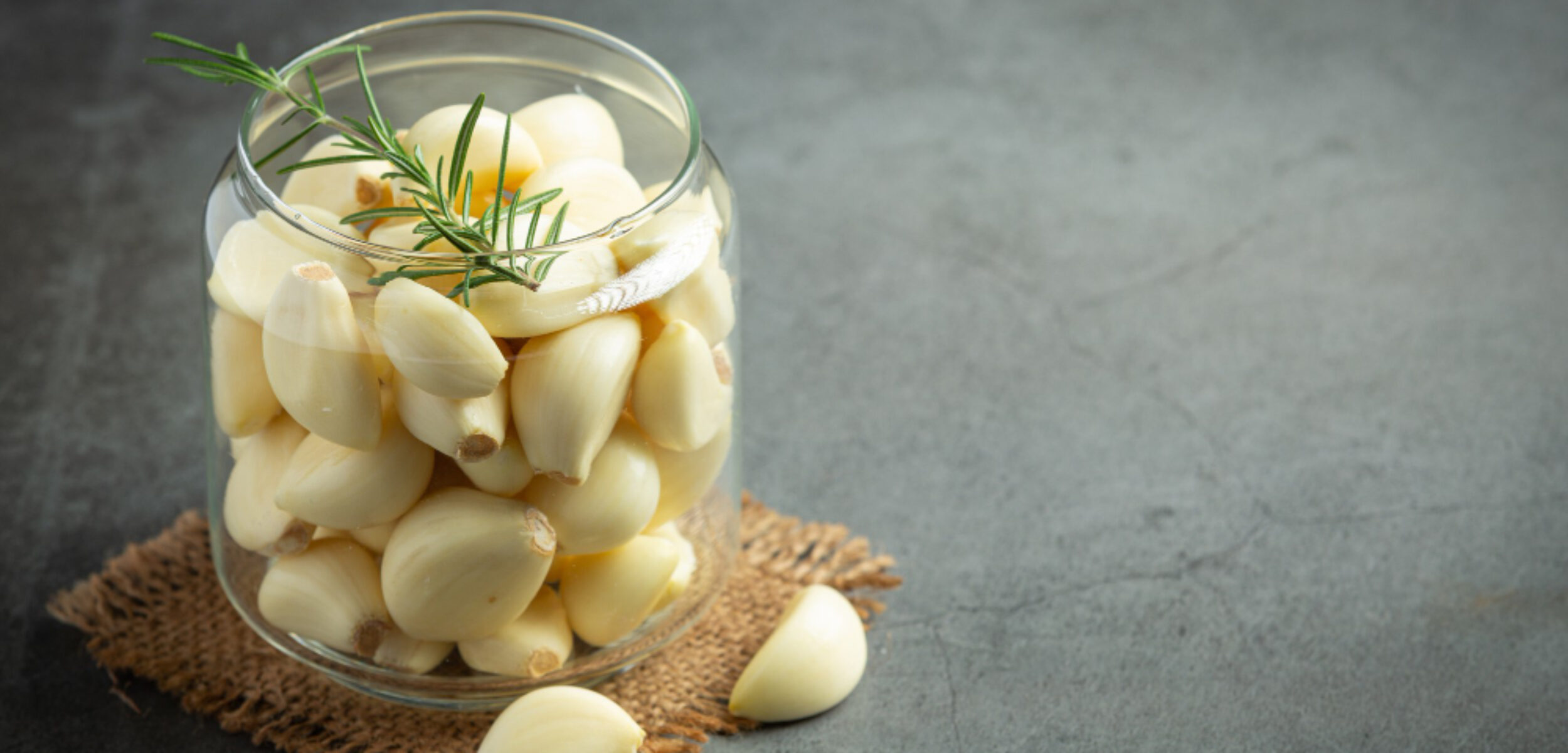 Ilustrasi bawang putih. (Freepik)