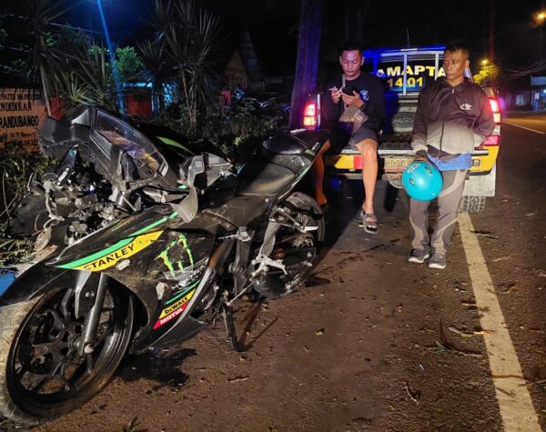 Mahasiswi Sumut Tewas Naik Motor Sport, Adu Banteng dengan Mobil di Mojokerto
