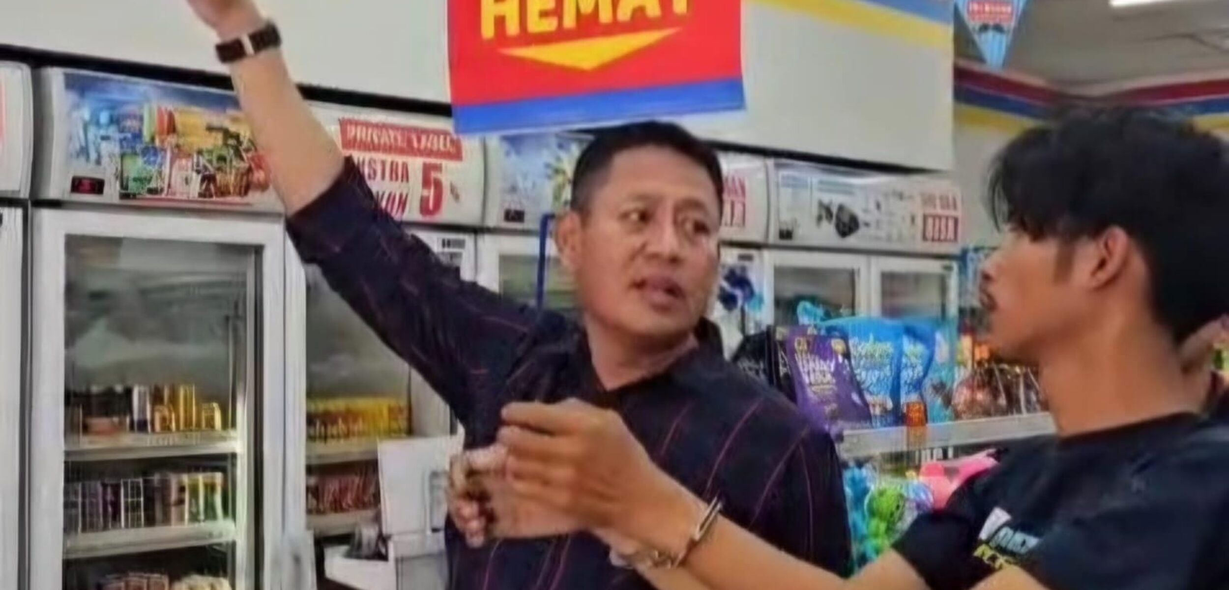 Sensor Bikin Maling Apes, Ratusan Bungkus Rokok Rp20 Juta di Mojokerto Gagal Dibawa Kabur