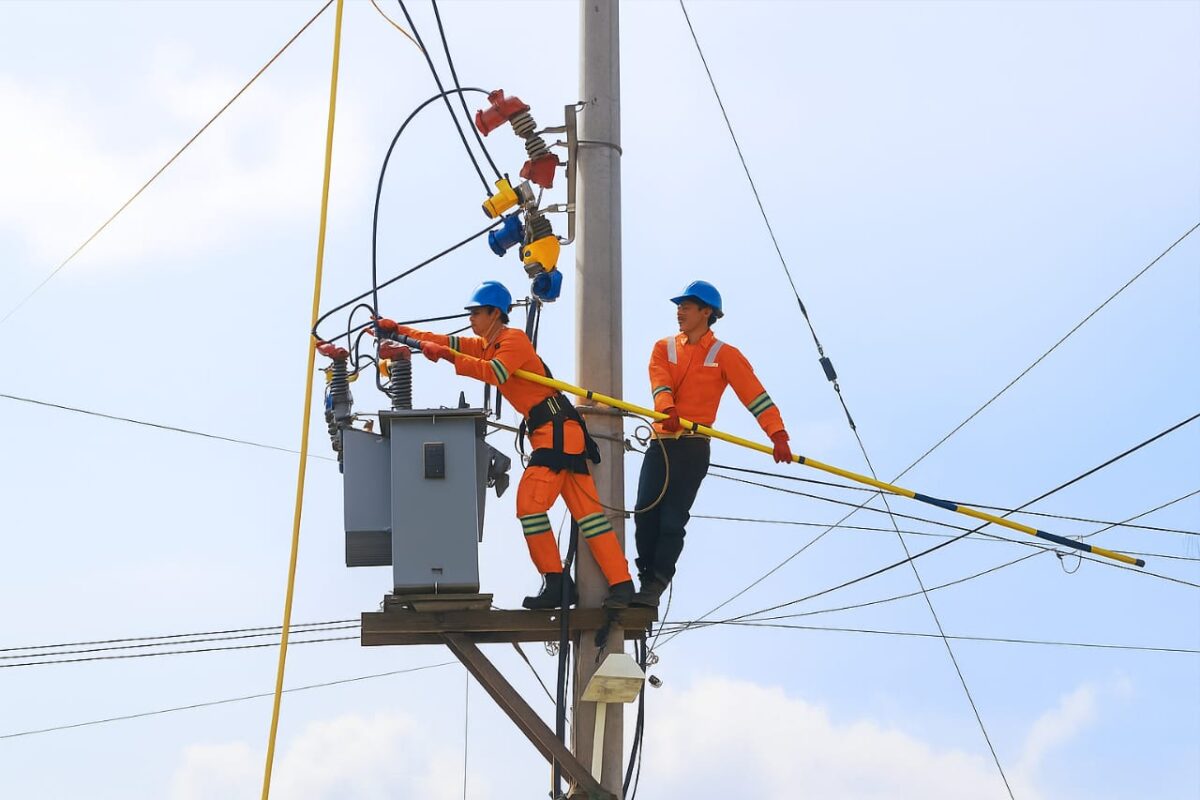 Ilustrasi pemadaman listrik di Mojokerto. (iStock)