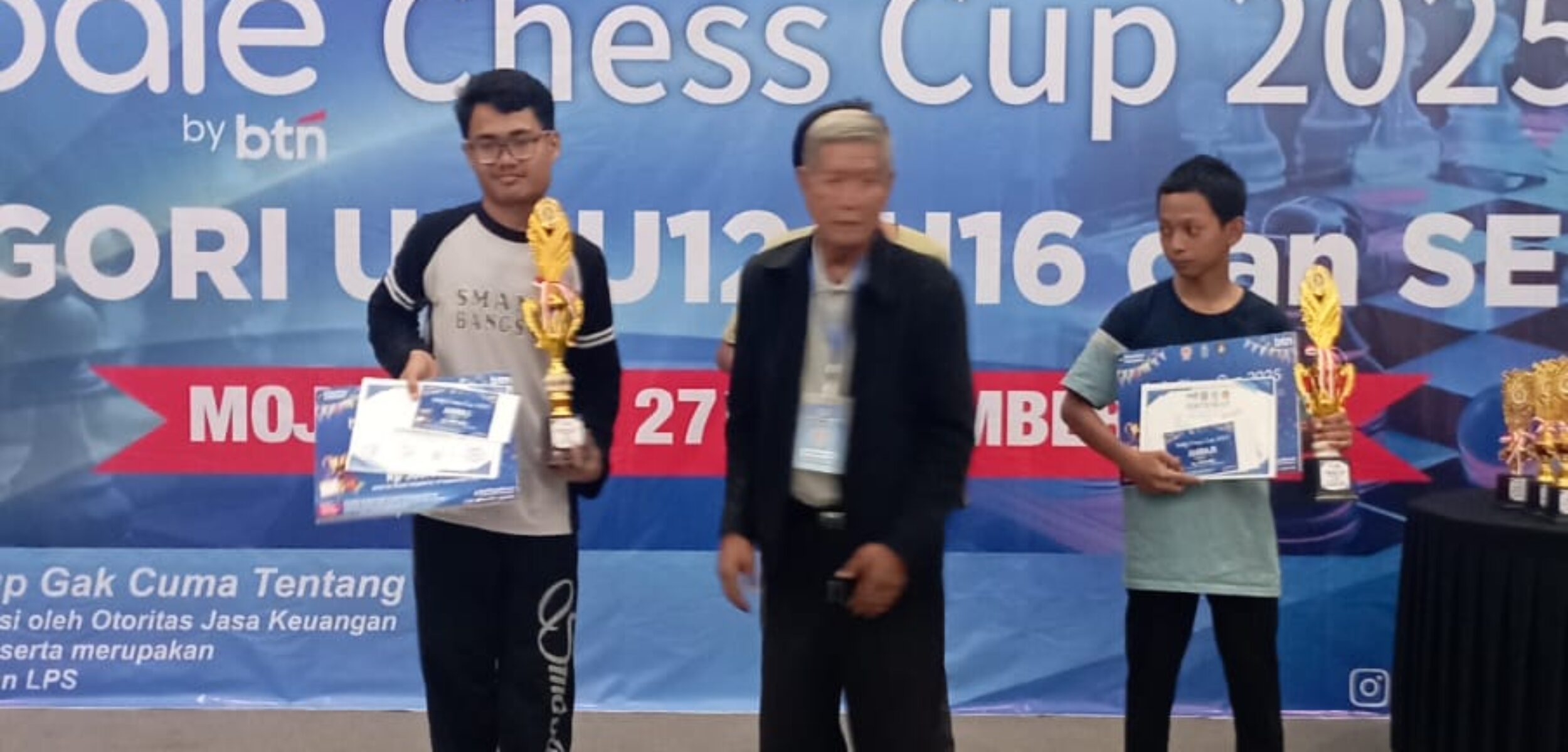 Terbaik! Isaka Pelajar Mojokerto Sabet Juara 1 Lomba Catur U-16 BTN Se-Jawa Timur