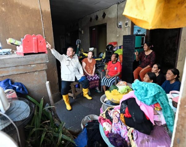 Prabowo Turun Langsung Tinjau Banjir Bali, Begini Curhatan Warga