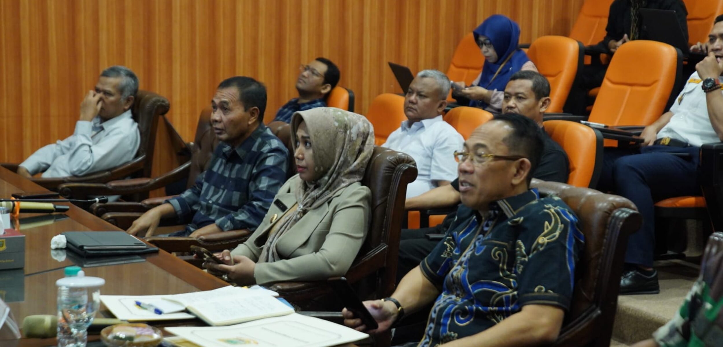Walu Kota Mojokerto Ika Puspitasari mengikuti Rapat Koordinasi (Rakor) Pengendalian Inflasi Daerah. (Kominfo Kota Mojokerto)