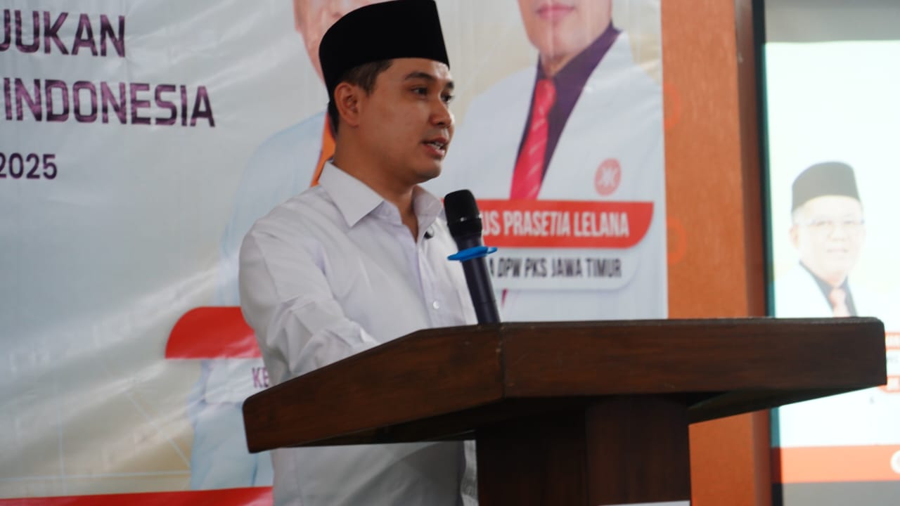 Bupati Mojokerto Muhammad Al Barra dalam kegiatan Musyawarah Daerah (Musda) ke-VI Dewan Pengurus Daerah (DPD) Partai Keadilan Sejahtera (PKS) Kabupaten Mojokerto. 