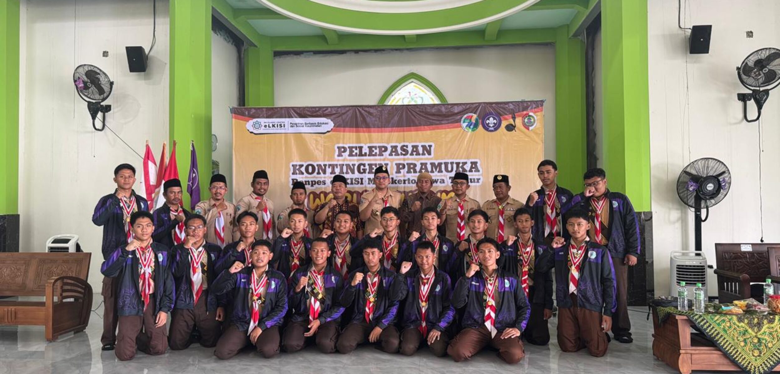 WhatsApp Image 2025 09 07 at 11.01.58 1 1 Wakil Bupati Mojokerto Muhammad Rizal Octavian melepas 30 anggota kontingen Pramuka untuk berpartisipasi dalam ajang internasional "World Muslim Scouts Jambore" 2025. (Kominfo Kab Mojokerto)