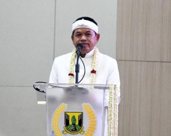 Rapat Paripurna Hari Jadi ke-155 Sukabumi, Gubernur Sampaikan Pentingnya Pembangunan Berbasis Ekologi