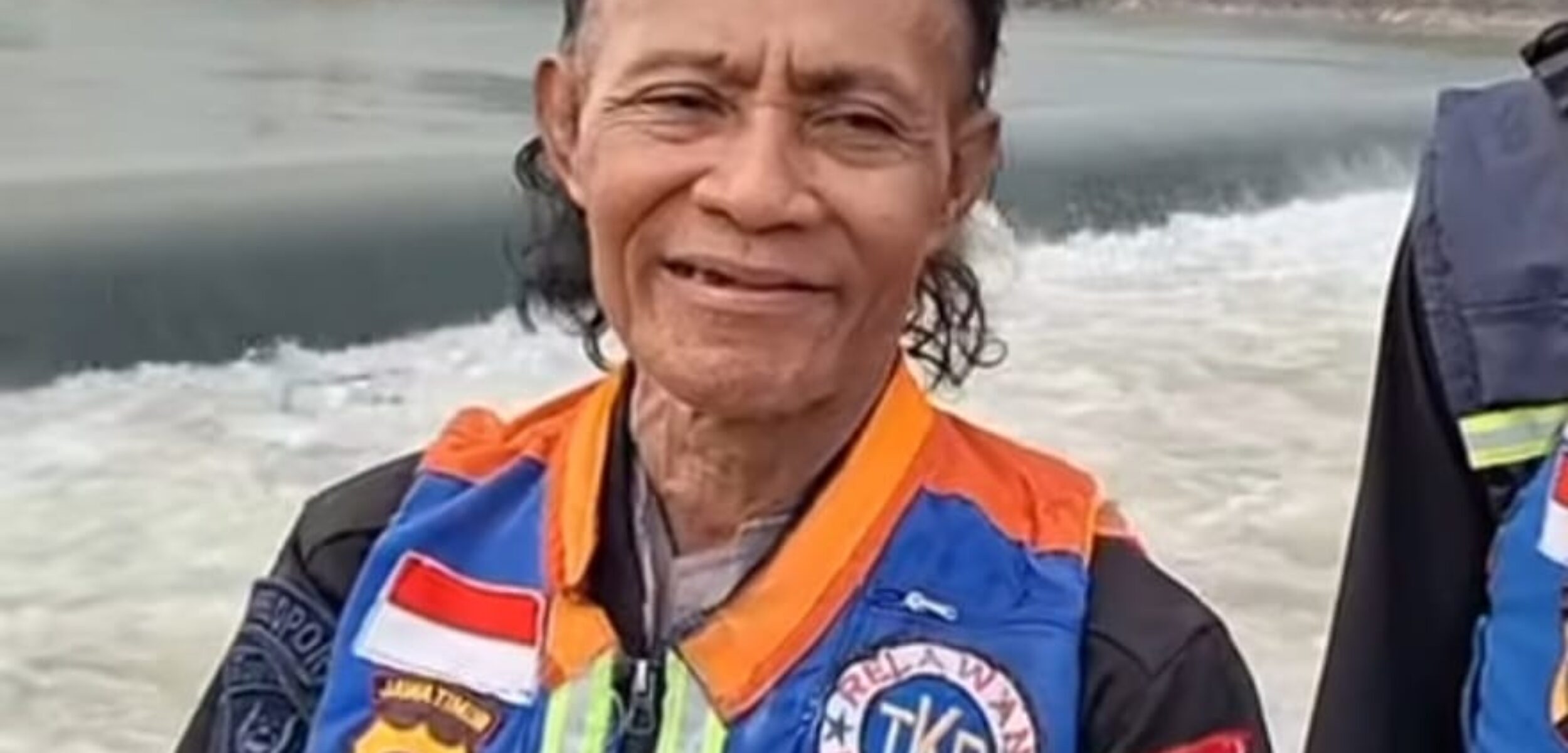 Potret Zaenal, Relawan Birunya Cinta, yang diduga mengalami kekerasan saat membantu evakuasi mayat di Mojoagung. (Izhah / Kabarterdepan.com)