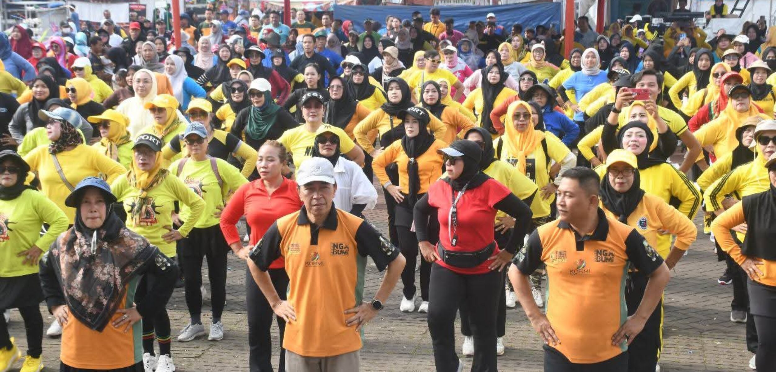 Potret kegiatan Car Free Day, Senam Gurilaps, dan jalan santai dalam rangka Hari Jadi ke-155 Kabupaten Sukabumi. (Idris / Kabarterdepan.com)