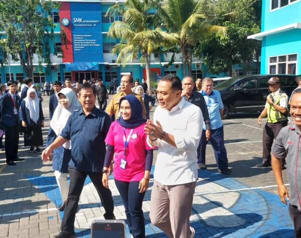 Pemkot Surabaya Luncurkan SITALAS, Sistem Cerdas Pendukung Kebijakan Ramah Anak