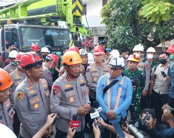 Kapolda Jatim Pastikan Identifikasi Korban Ponpes Al Khoziny Dilakukan Intensif