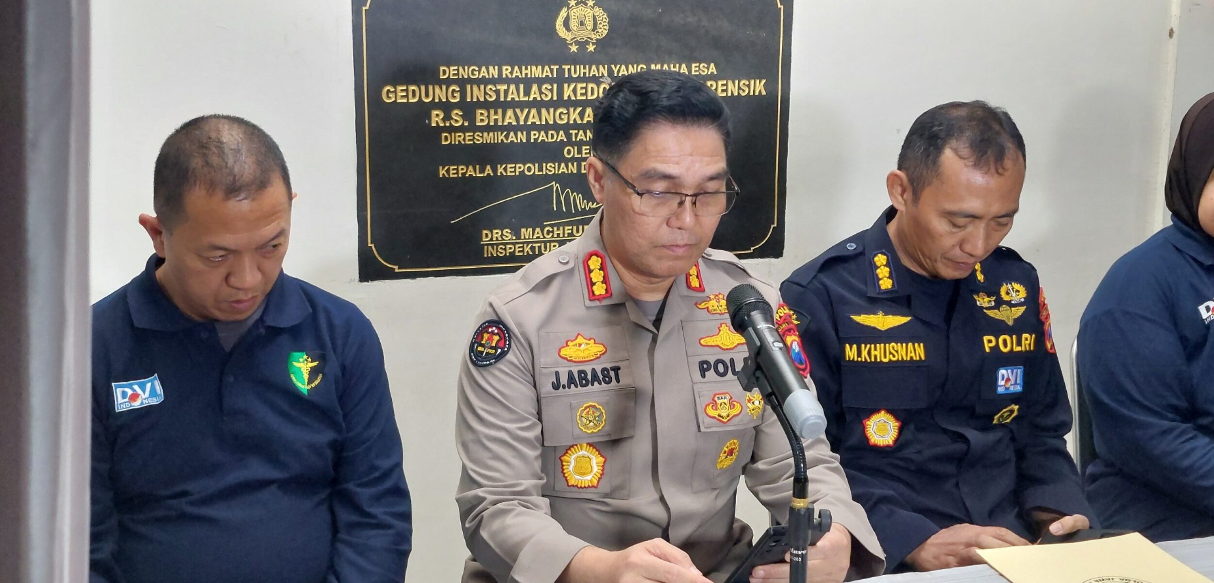Tim DVI Polda Jatim Kembali Berhasil Identifikasi 7 Jenazah Korban Ponpes Al Khoziny