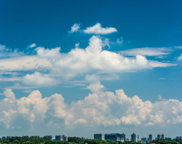 Prakiraan Cuaca Jawa Tengah 13 November 2025, Berawan hingga Hujan